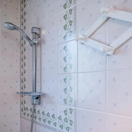 Balsamo 8 * Arcachon